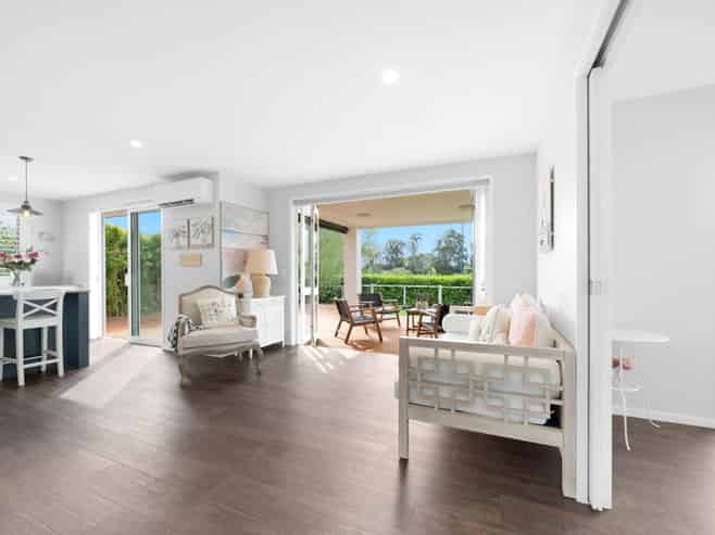 6 Nohoanga Road, Karaka