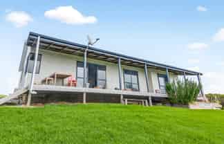 27 Taipa View Road, Taipa