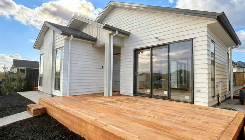 123 Argent Lane, Milldale