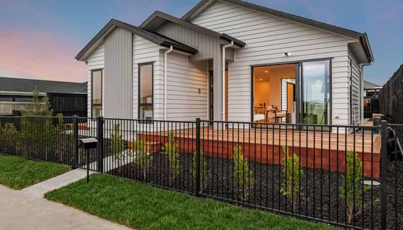 123 Argent Lane, Milldale