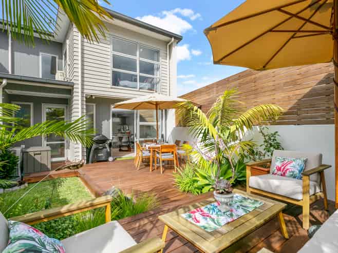 2 Station Street, Hobsonville
