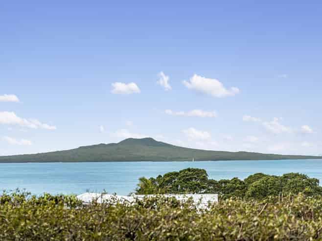1/29A Seaview Road, Castor Bay