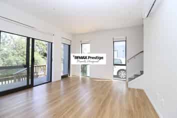 2  Korokio Lane, Henderson