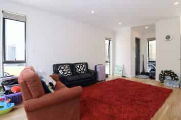 2  Korokio Lane, Henderson
