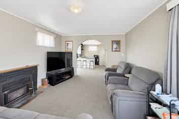 12 Durham Road, Springvale