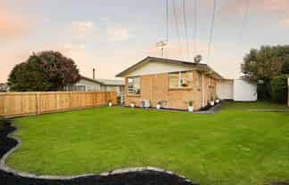 24a Lewis Street, Glenview