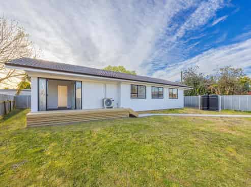 15B Percy Spiller Avenue, Maraenui