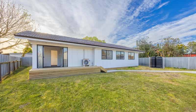 15B Percy Spiller Avenue, Maraenui