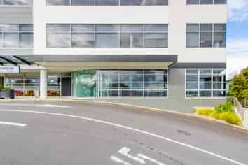 Versatile Albany Retail - Available Now