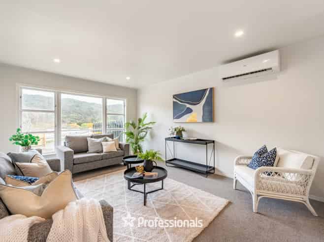 83 Coast Road, Wainuiomata