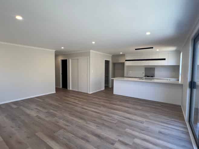 17 Waruhia Crescent, Rototuna