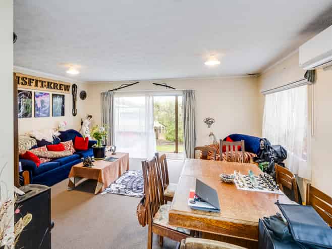 15A Alexander Avenue, Onekawa