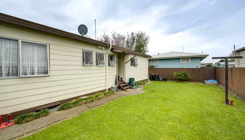 15A Alexander Avenue, Onekawa