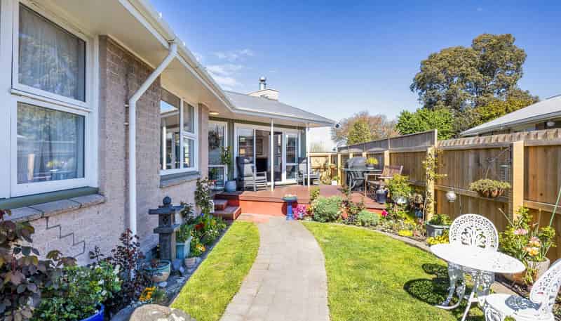 1/409 Yaldhurst Road, Russley