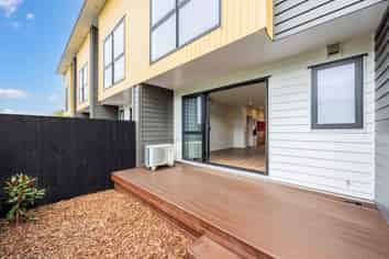 6/21 Peachgrove Road, Te Atatu Peninsula