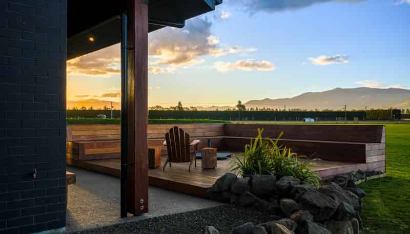 243 Burnt Hill Road, Oxford