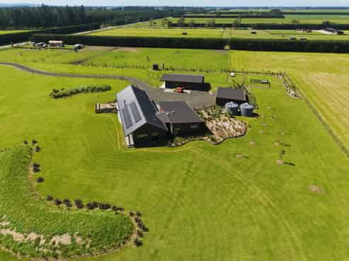 243 Burnt Hill Road, Oxford