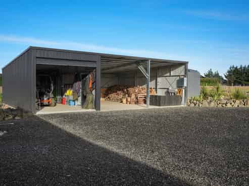 243 Burnt Hill Road, Oxford