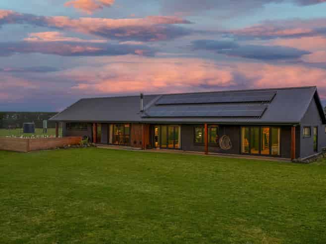 243 Burnt Hill Road, Oxford