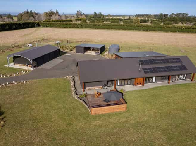 243 Burnt Hill Road, Oxford