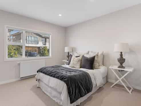 21 Chateau Crescent, Rangatira Park