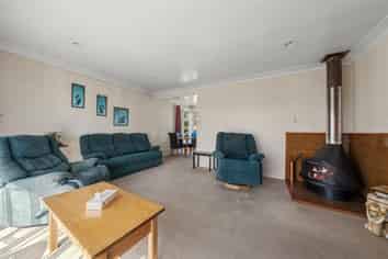  9 Kuaka Place, New Lynn