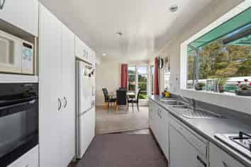  9 Kuaka Place, New Lynn