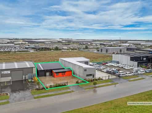 Versatile 342sqm* Building - Modern & Ready!