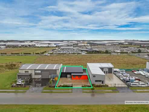 Versatile 342sqm* Building - Modern & Ready!