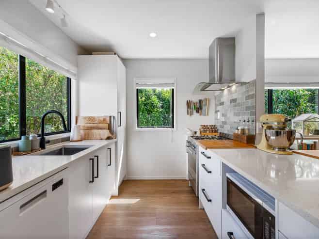 21a Leiden Place, Totara Vale