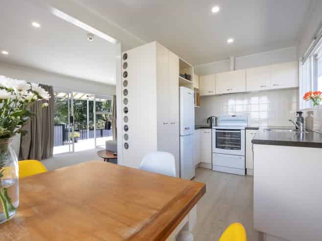 2/12 Parker Avenue, New Lynn