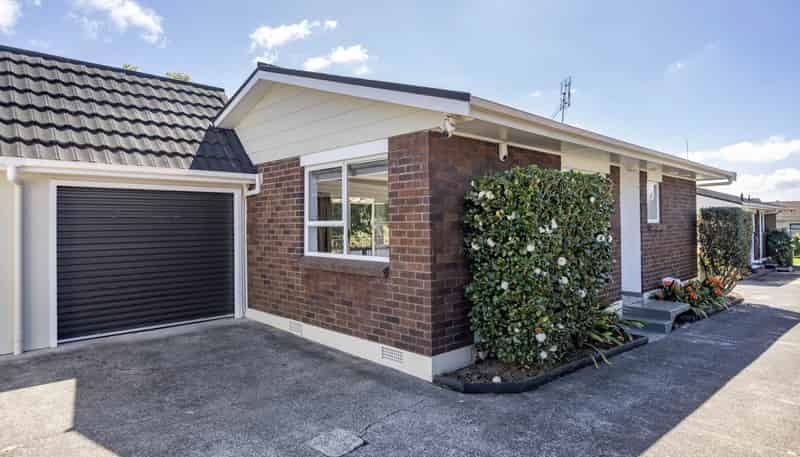 2/12 Parker Avenue, New Lynn