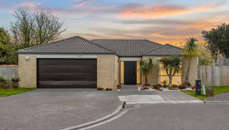 8 St Leger Close, Huntington Park