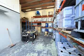 Modern Industrial Unit | 100 m2