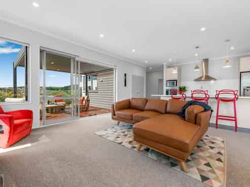 85 Liberty Crescent, Beachlands