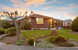 9 Lowry Avenue, Redwood