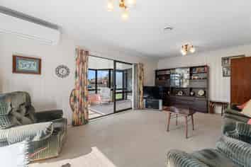 9 Lowry Avenue, Redwood