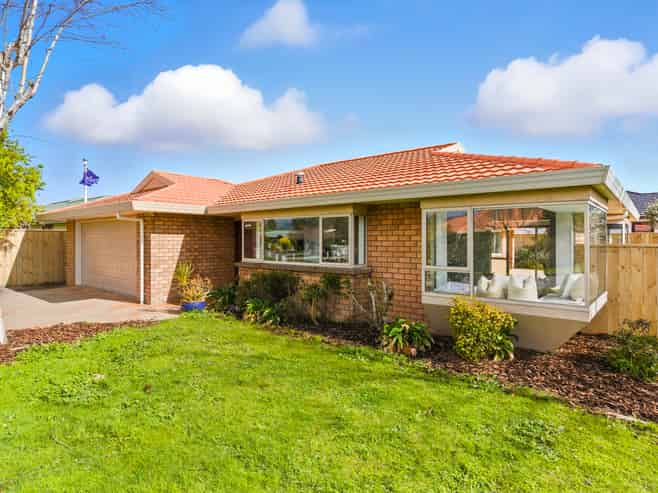 2 Leigh Place, Paraparaumu Beach