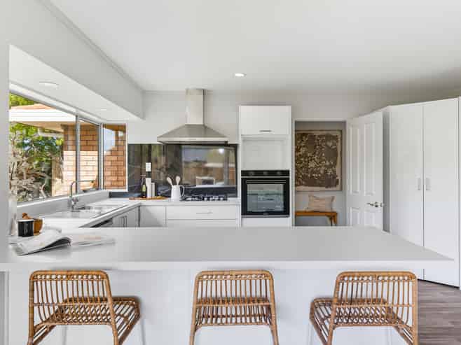2 Leigh Place, Paraparaumu Beach