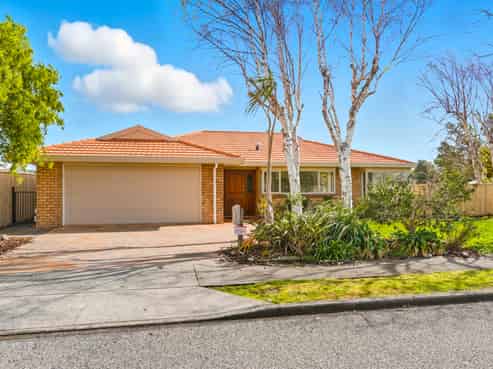 2 Leigh Place, Paraparaumu Beach