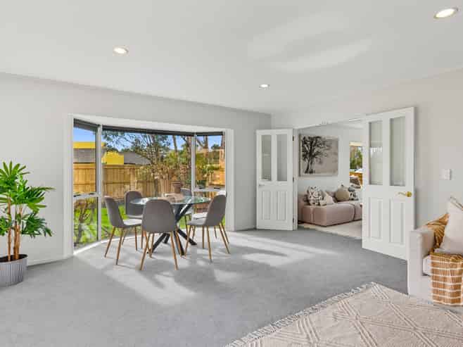 2 Leigh Place, Paraparaumu Beach