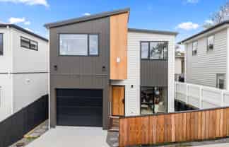 90B Oaktree Avenue, Browns Bay