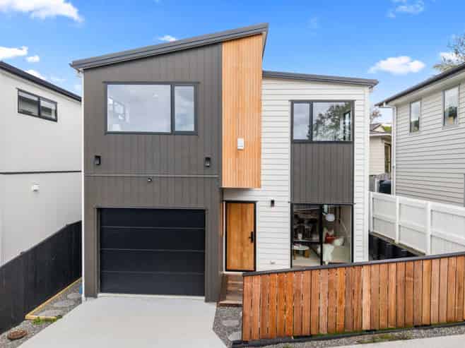 90B Oaktree Avenue, Browns Bay