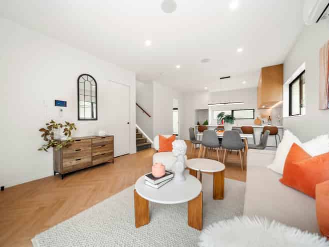 90B Oaktree Avenue, Browns Bay