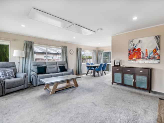 3a McGowan Place, Orewa
