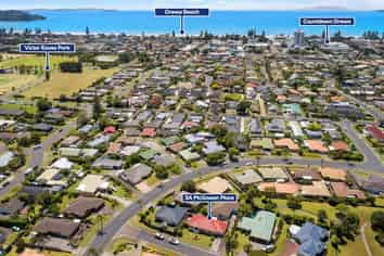 3a McGowan Place, Orewa