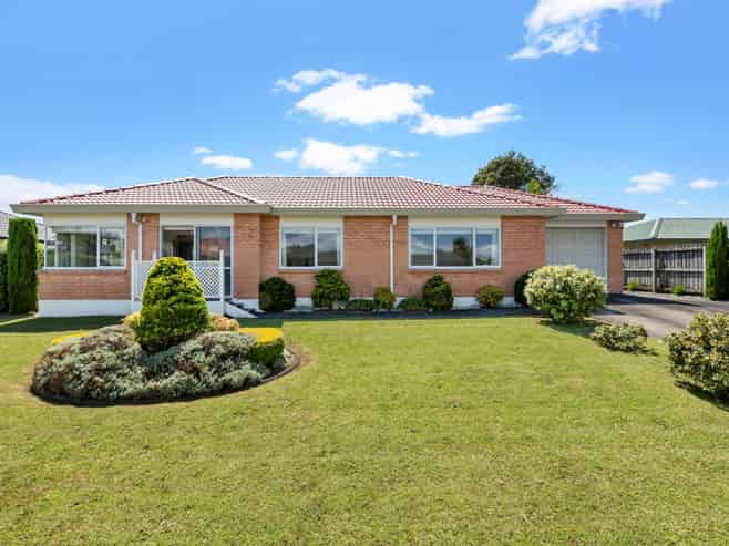3a McGowan Place, Orewa