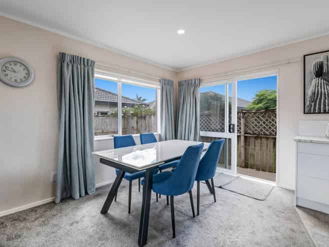 3a McGowan Place, Orewa