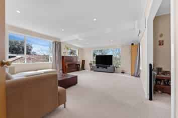 5 Salisbury Road, Birkdale