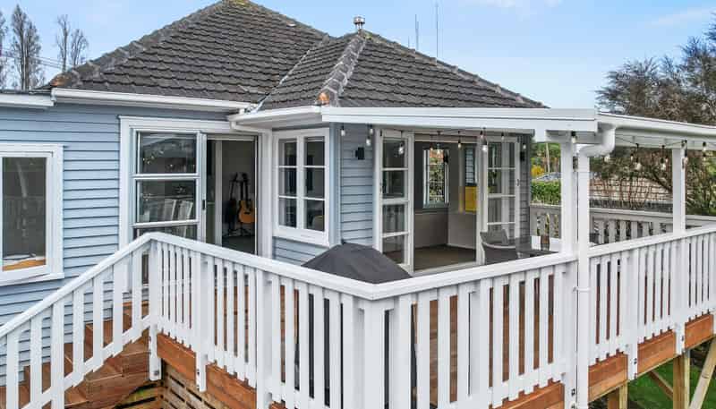 105 Cook Street, Thames
